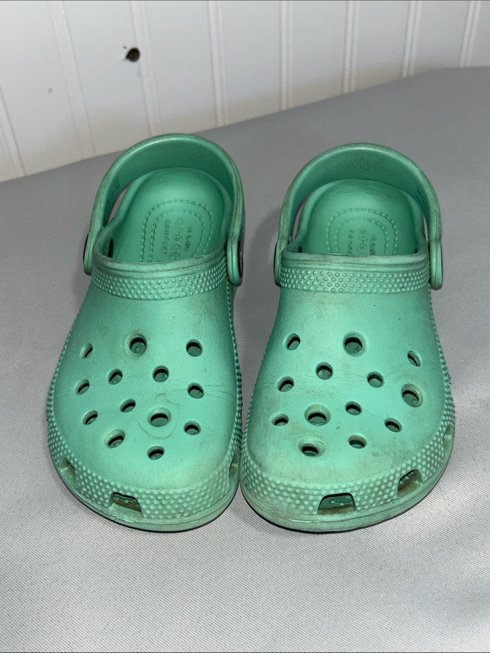 CROCS Kids Sea foam green Clog Sandals - SZ: c11